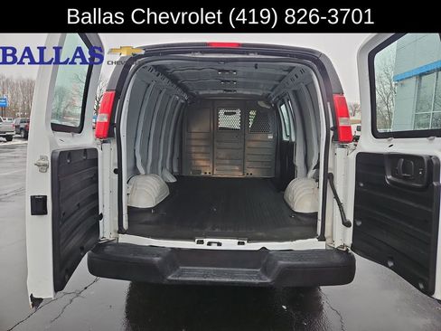 Certified 2016 Chevrolet Express 2500 image 20