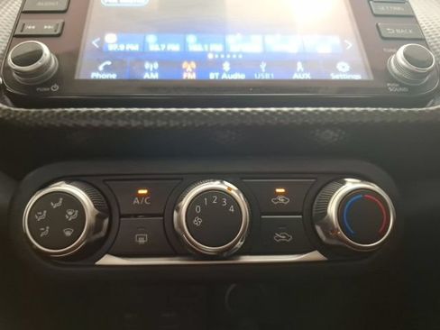 Used 2023 Nissan Kicks SV FWD image 23