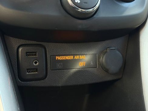 Used 2017 Chevrolet Trax LT image 34