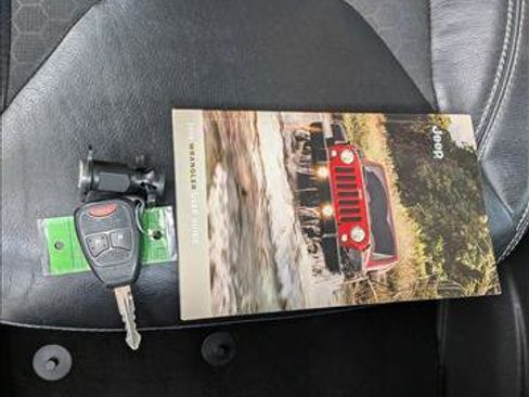 Used 2016 Jeep Wrangler Sport image 23