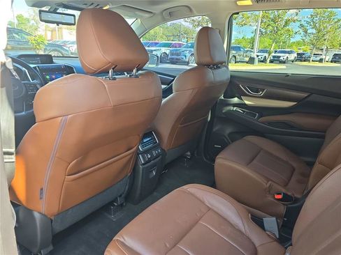 Used 2019 Subaru Ascent Touring w/ Popular Package #3 AWD/4WD image 14