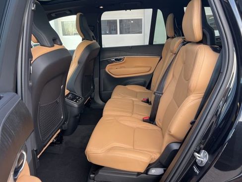 Certified 2025 Volvo XC90 B6 Ultra image 25