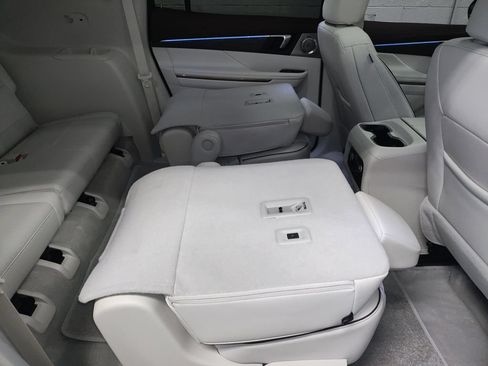 New 2026 Buick Enclave Avenir w/ Super Cruise Package AWD/4WD image 12