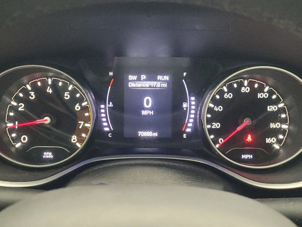 Used 2021 Jeep Compass Latitude FWD image 23