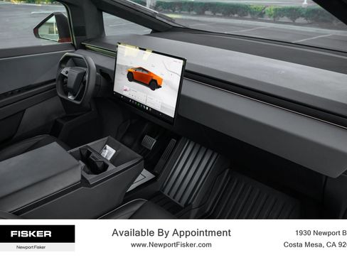 Used 2024 Tesla Cybertruck AWD Crew Cab image 29