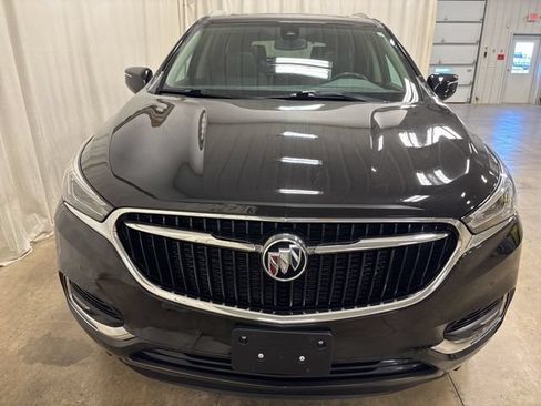 Used 2020 Buick Enclave Premium w/ Sun and Sites Package AWD/4WD image 11
