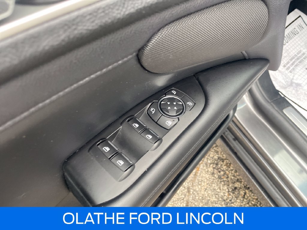 Used 2020 Lincoln MKZ Reserve FWD image 23