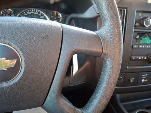 Used 2024 Chevrolet Express 2500 w/ Driver Convenience Package image 18