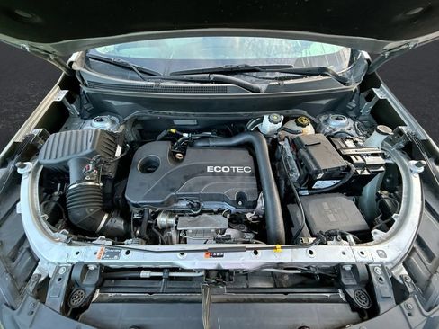 Used 2020 Chevrolet Equinox LS FWD image 29