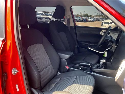 Used 2020 Kia Soul LX FWD image 9