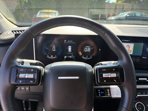 Used 2026 Hyundai Santa Fe SEL FWD image 26