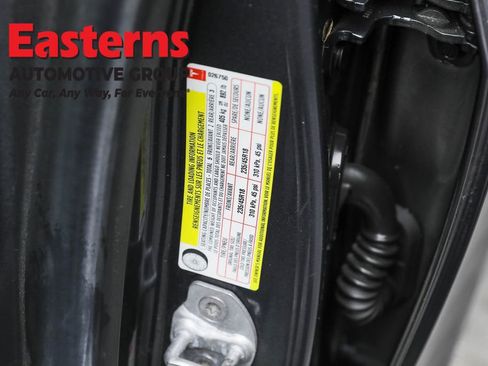 Used 2018 Tesla Model 3 Long Range image 32