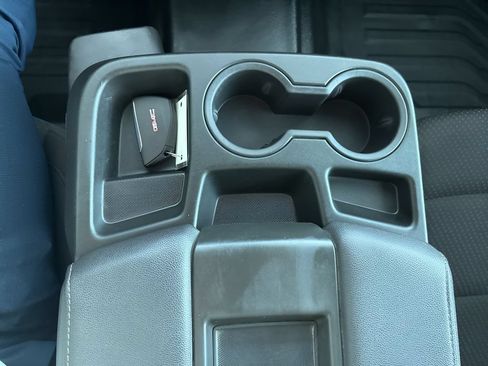 Used 2025 GMC Sierra 1500 Pro w/ Pro Value Package AWD/4WD image 19