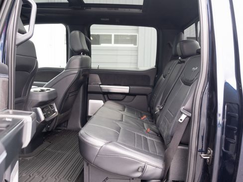 Used 2025 Ford F350 Platinum w/ FX4 Off-Road Package AWD/4WD image 18