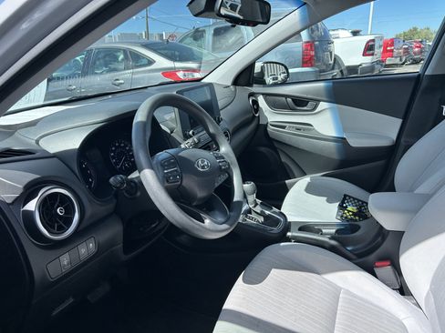 Used 2023 Hyundai Kona SEL w/ Cargo Package AWD/4WD image 10