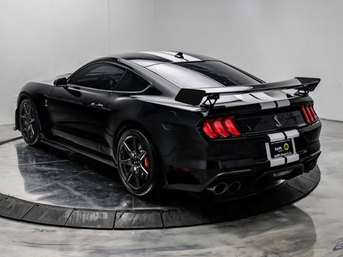 Used 2021 Ford Mustang Shelby GT500 w/ Carbon Fiber Track Pack image 14