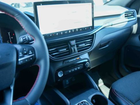 Used 2023 Ford Escape ST-Line w/ Tech Pack #1 AWD/4WD image 36