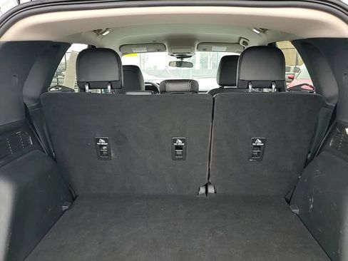 Used 2020 Ford Escape SEL image 30