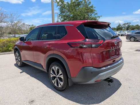 Used 2021 Nissan Rogue SV FWD image 6