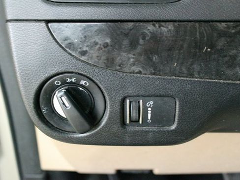 Used 2015 Dodge Grand Caravan SE w/ Quick Order Package 29E SE image 8