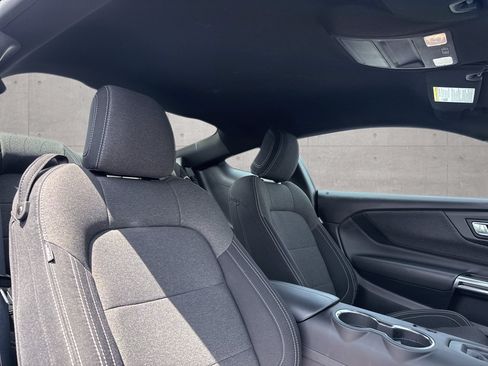 Used 2025 Ford Mustang Coupe RWD image 7