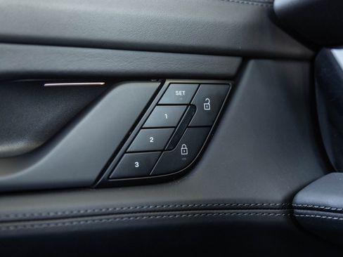 Used 2024 Porsche Taycan GTS image 19