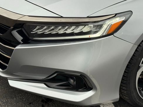 Used 2022 Honda Accord Sport image 9