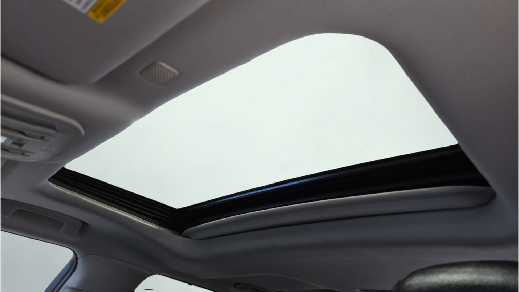 Certified 2020 Toyota Highlander XLE AWD/4WD image 32