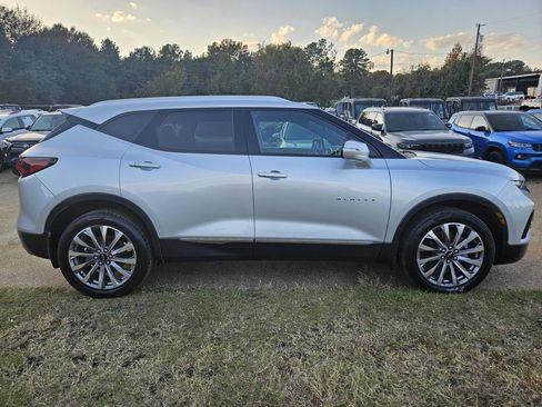 Used 2022 Chevrolet Blazer Premier w/ Enhanced Convenience Package image 9