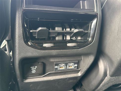 Used 2023 Jeep Grand Cherokee Altitude AWD/4WD image 24