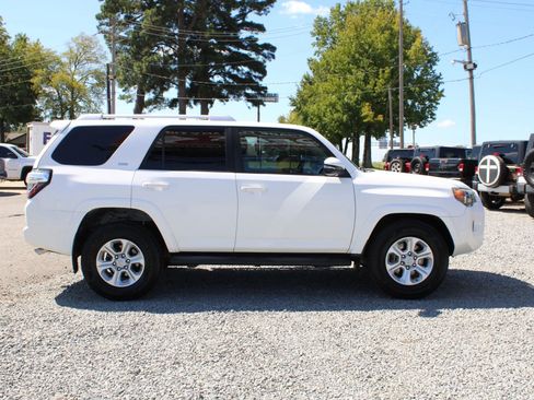 Used 2015 Toyota 4Runner SR5 Premium image 6