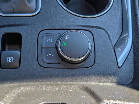 Used 2023 Chevrolet Traverse LS w/ Safety Package image 25