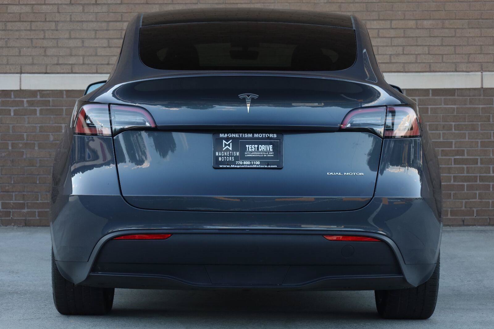Used 2023 Tesla Model Y Long Range AWD/4WD image 10