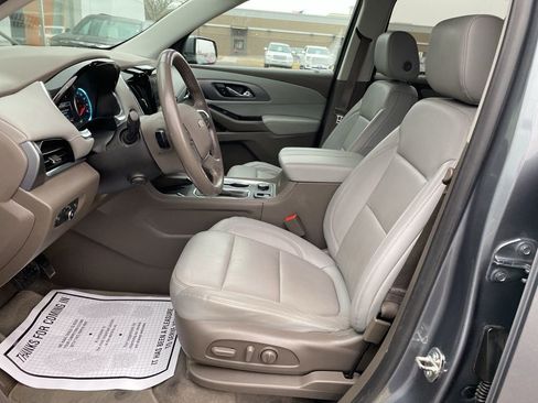 Used 2019 Chevrolet Traverse Premier image 11