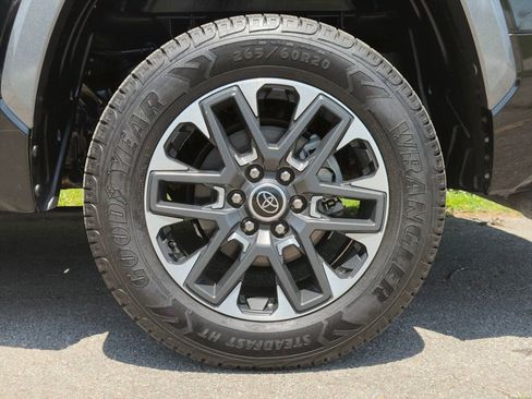 Used 2022 Toyota Tundra Limited RWD image 42