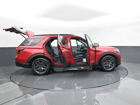 New 2026 Ford Explorer ST w/ Sun And Sound Package AWD/4WD image 33