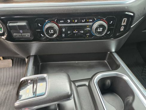 Used 2022 Chevrolet Silverado 1500 LT Trail Boss AWD/4WD image 15