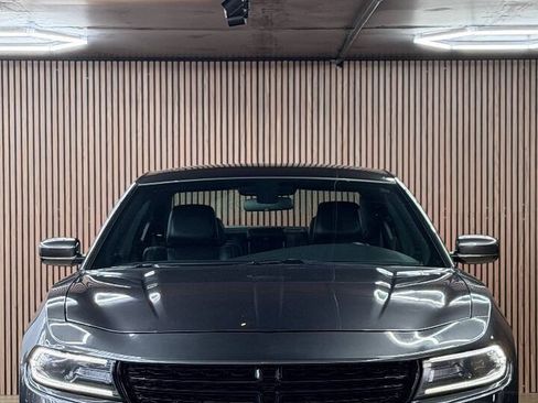 Used 2020 Dodge Charger SXT w/ Leather Interior Group RWD image 2