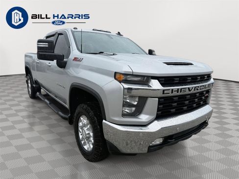 Used 2020 Chevrolet Silverado 2500 LT w/ True North Edition AWD/4WD image 3