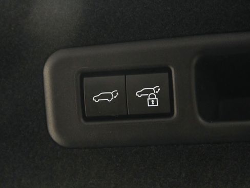 Used 2022 Lexus RX 350L Premium image 9