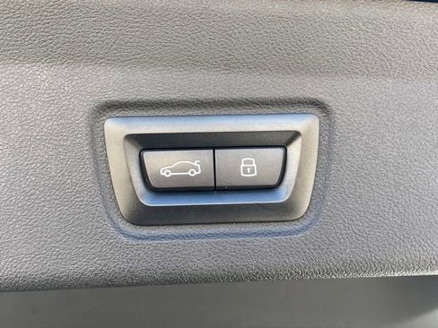 Used 2023 BMW i4 eDrive35 w/ Premium Package image 25