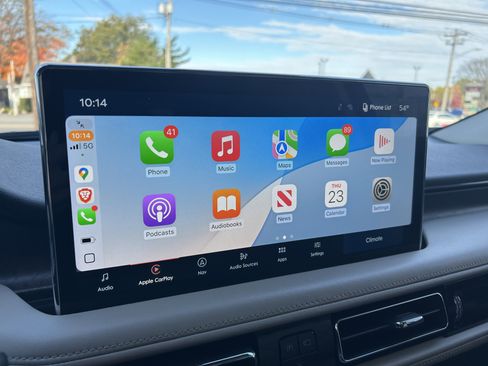 Used 2021 Lincoln Nautilus Reserve image 18