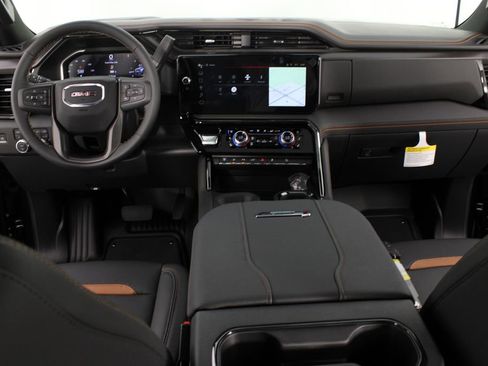 New 2026 GMC Sierra 2500 AT4 w/ AT4 Premium Plus Package AWD/4WD image 13