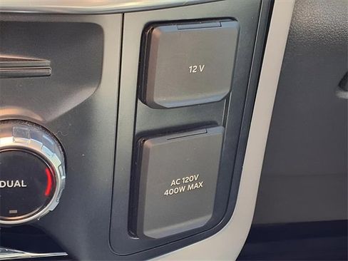 Used 2024 Ford F150 Lariat w/ FX4 Off-Road Package image 16