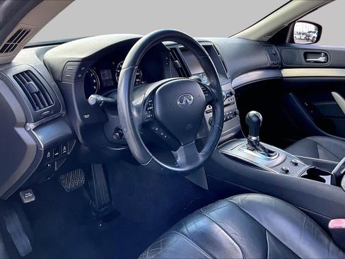 Used 2011 INFINITI G37 Journey w/ Premium Pkg RWD image 14