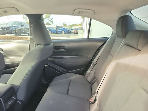 Used 2023 Toyota Corolla LE image 9