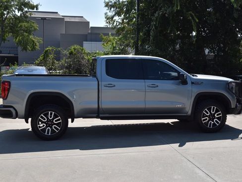 Used 2025 GMC Sierra 1500 AT4 w/ AT4 Premium Package AWD/4WD image 6