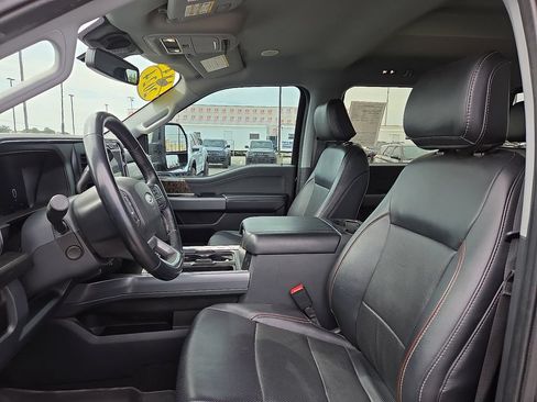Used 2024 Ford F350 Lariat w/ Lariat Ultimate Package AWD/4WD image 24