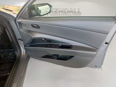 Certified 2026 Hyundai Elantra Sport FWD image 30