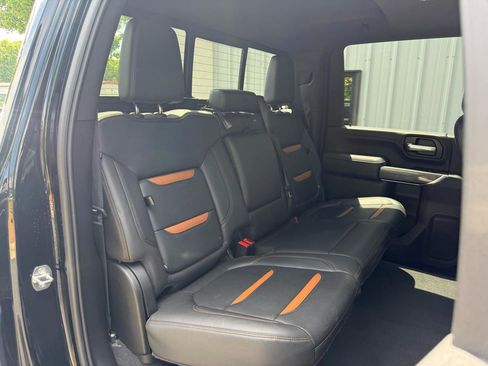 Used 2020 GMC Sierra 2500 AT4 w/ AT4 Premium Package AWD/4WD image 31